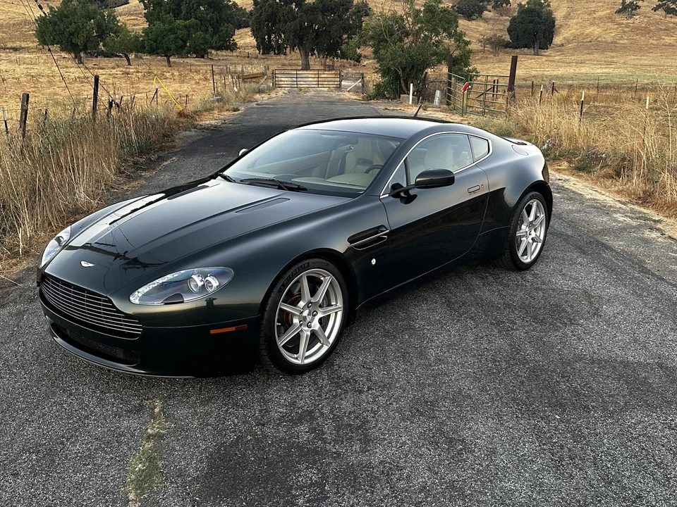 2007 Aston Martin V8 Vantage (2006-2017) - Image 3 of 31