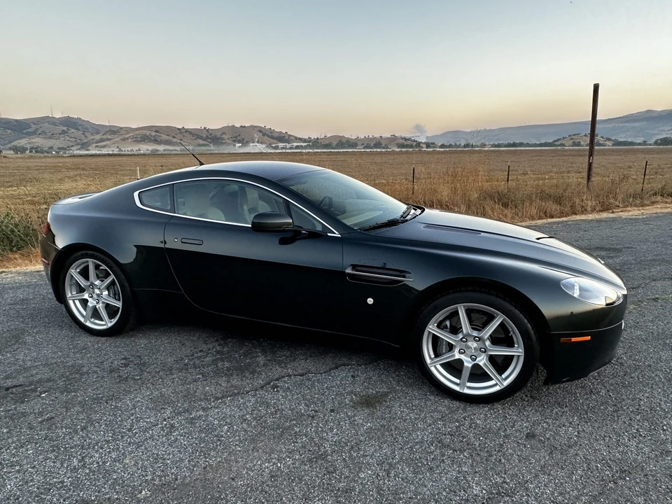 2007 Aston Martin V8 Vantage (2006-2017) - Image 13 of 31
