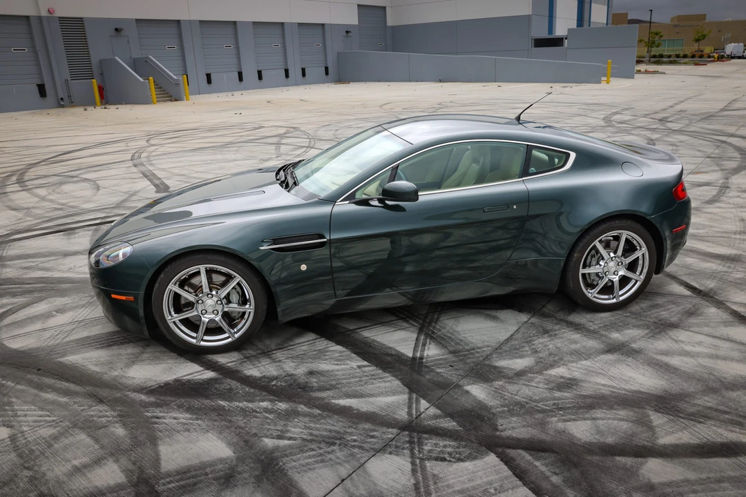 2007 Aston Martin V8 Vantage (2006-2017) - Image 5 of 31