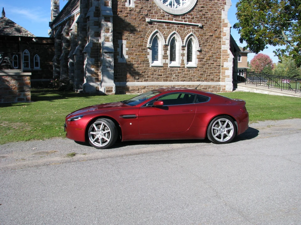 2007 Aston Martin V8 Vantage (2006-2017) - Image 28 of 31
