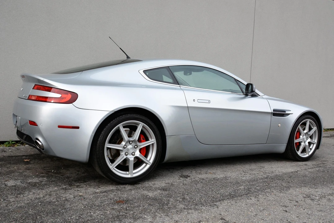 2007 Aston Martin V8 Vantage (2006-2017) - Image 7 of 31