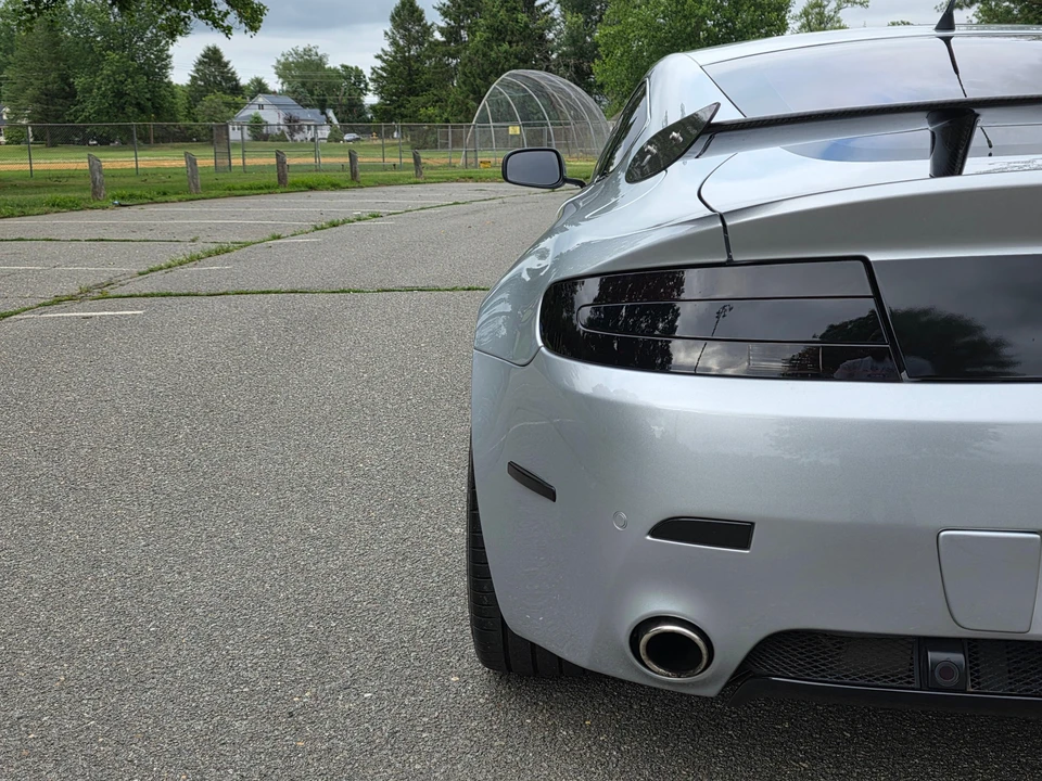 2007 Aston Martin V8 Vantage (2006-2017) - Image 12 of 31