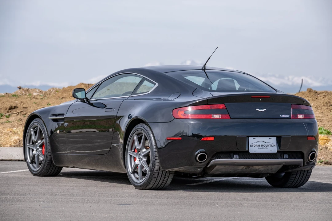 2007 Aston Martin V8 Vantage (2006-2017) - Image 9 of 31