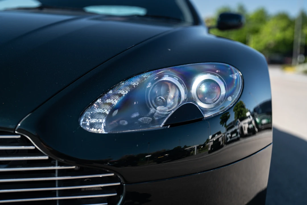 2007 Aston Martin V8 Vantage (2006-2017) - Image 28 of 31
