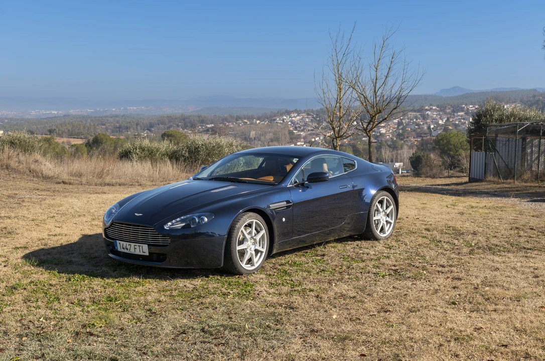2007 Aston Martin V8 Vantage (2006-2017) - Image 4 of 31