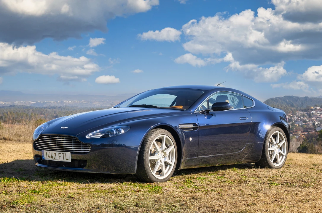 2007 Aston Martin V8 Vantage (2006-2017) - Image 2 of 31