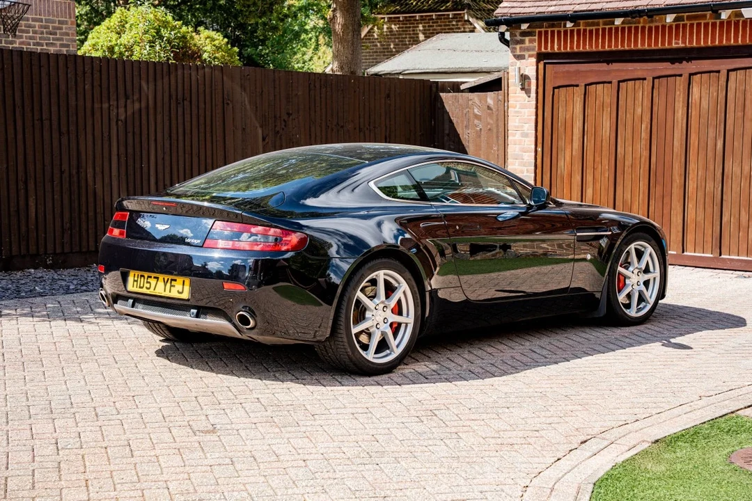 2007 Aston Martin V8 Vantage (2006-2017) - Image 9 of 31