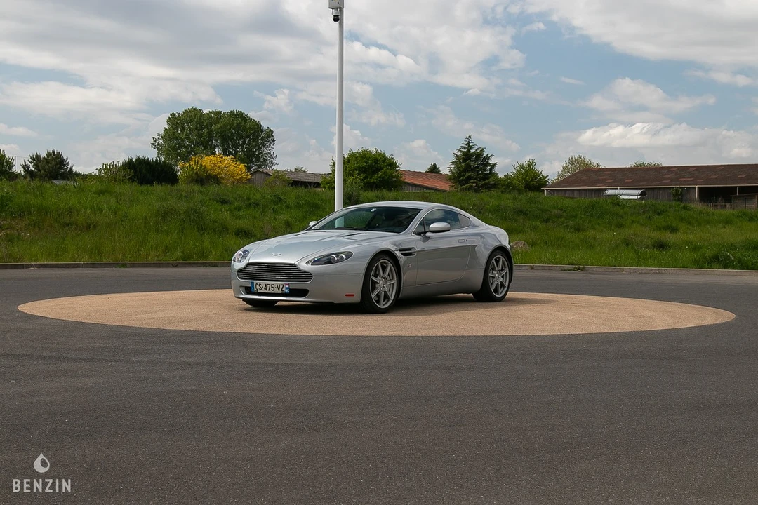 2007 Aston Martin V8 Vantage (2006-2017) - Image 6 of 31