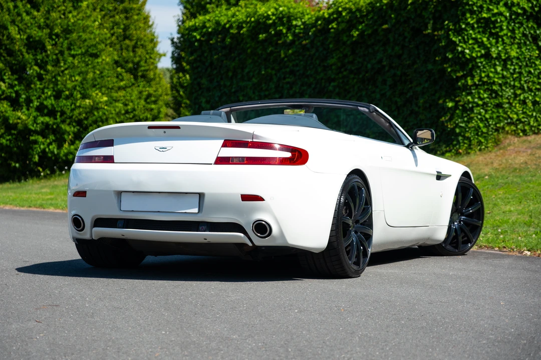 2007 Aston Martin V8 Vantage (2006-2017) - Image 5 of 31