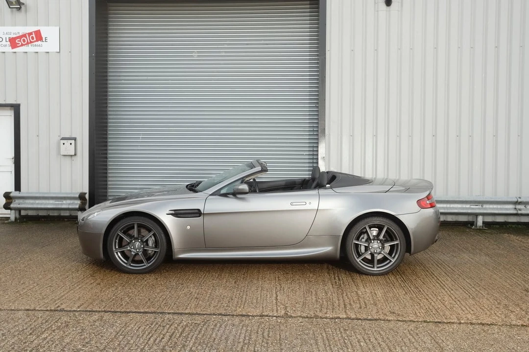 2007 Aston Martin V8 Vantage (2006-2017) - Image 13 of 31