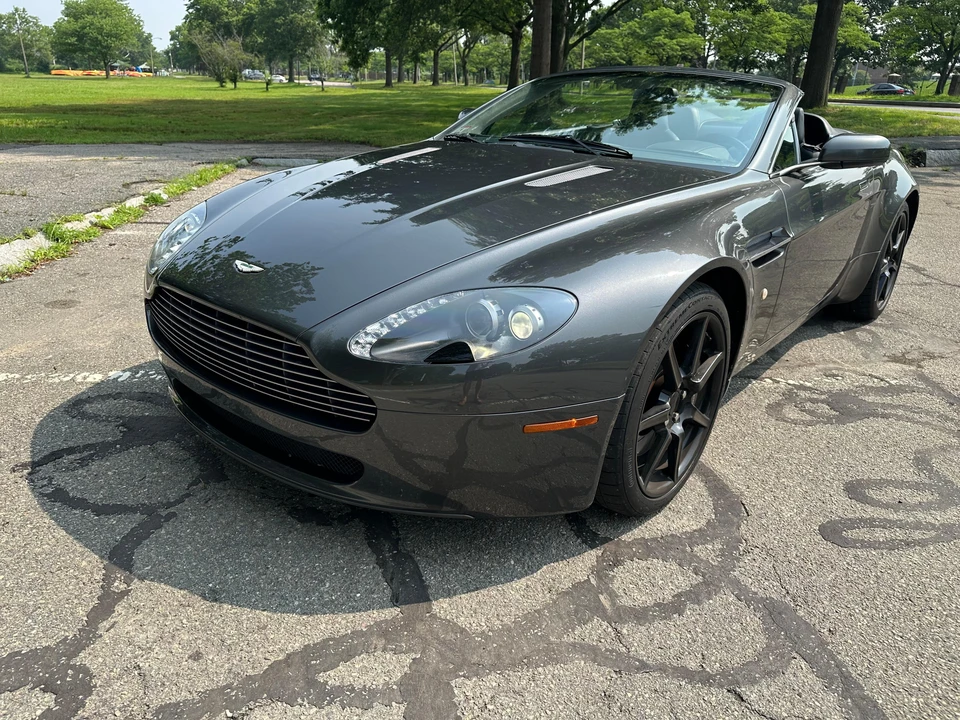 2007 Aston Martin V8 Vantage (2006-2017) - Image 8 of 31