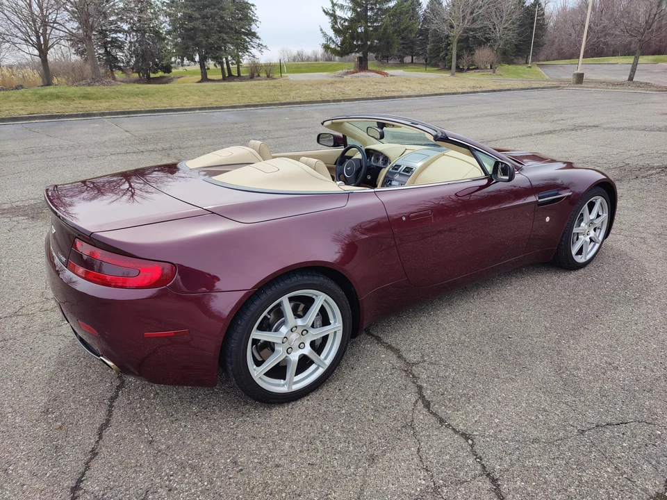 2007 Aston Martin V8 Vantage (2006-2017) - Image 7 of 31