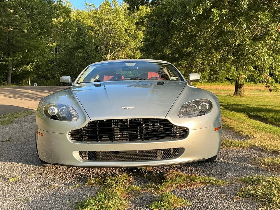 2007 Aston Martin V8 Vantage (2006-2017) - Image 10 of 31