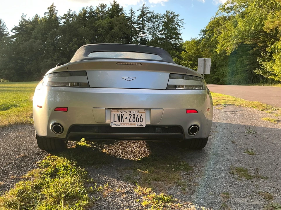 2007 Aston Martin V8 Vantage (2006-2017) - Image 15 of 31