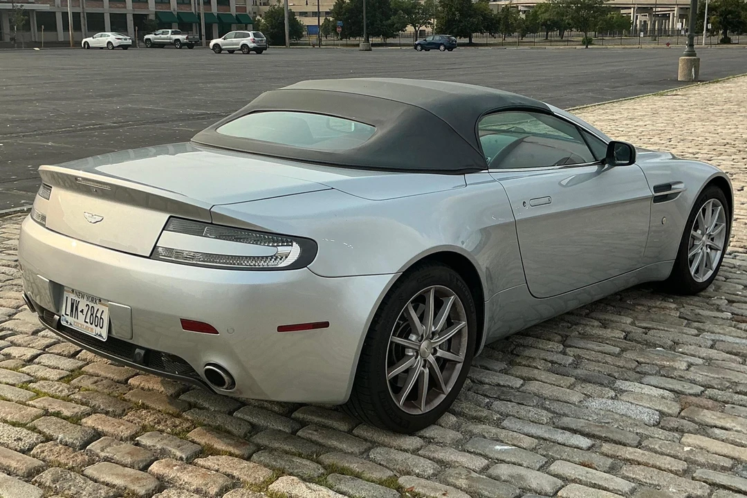 2007 Aston Martin V8 Vantage (2006-2017) - Image 4 of 31