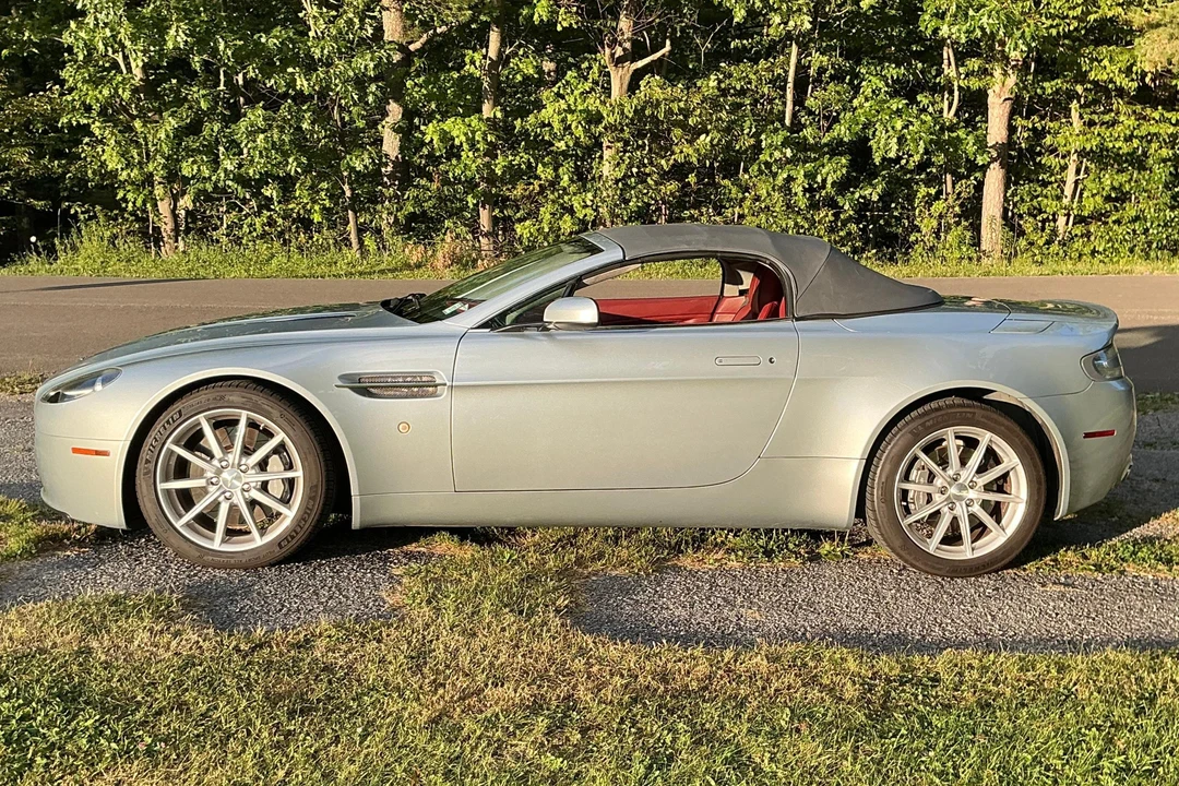 2007 Aston Martin V8 Vantage (2006-2017) - Image 3 of 31