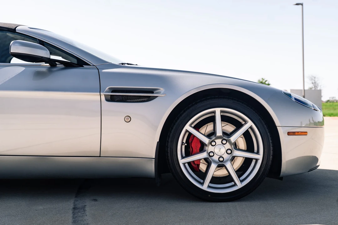 2007 Aston Martin V8 Vantage (2006-2017) - Image 23 of 31