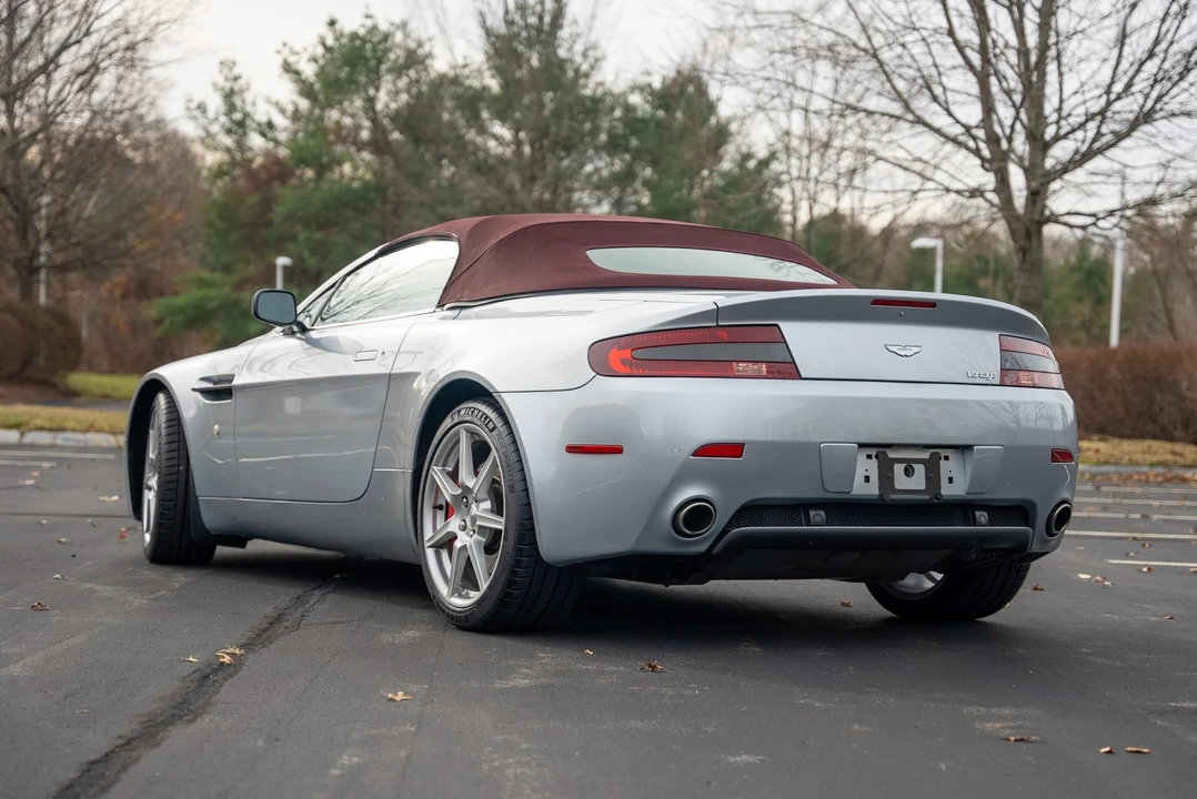 2007 Aston Martin V8 Vantage (2006-2017) - Image 29 of 31