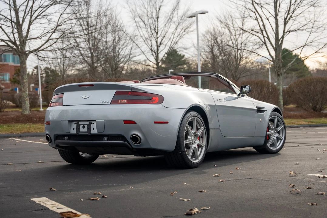 2007 Aston Martin V8 Vantage (2006-2017) - Image 10 of 31