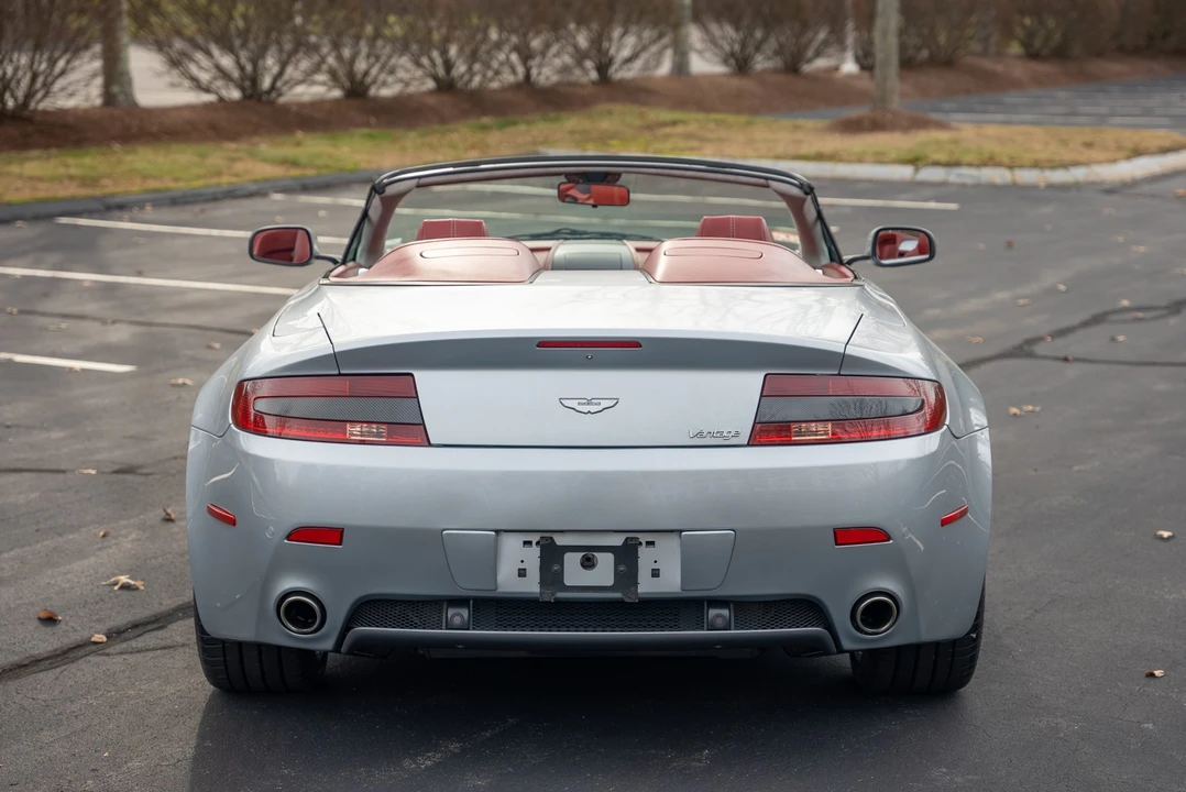 2007 Aston Martin V8 Vantage (2006-2017) - Image 12 of 31