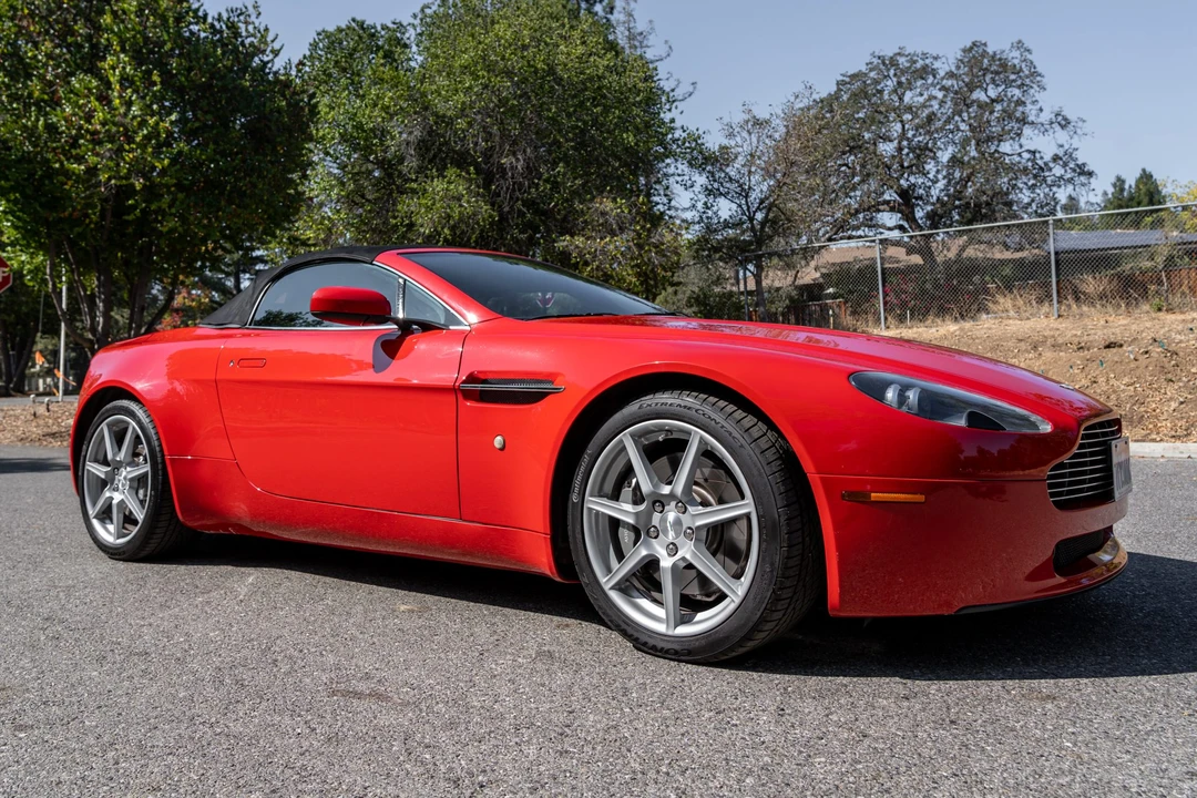2007 Aston Martin V8 Vantage (2006-2017) - Image 8 of 31