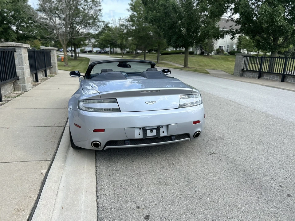 2007 Aston Martin Vantage - Image 12 of 31