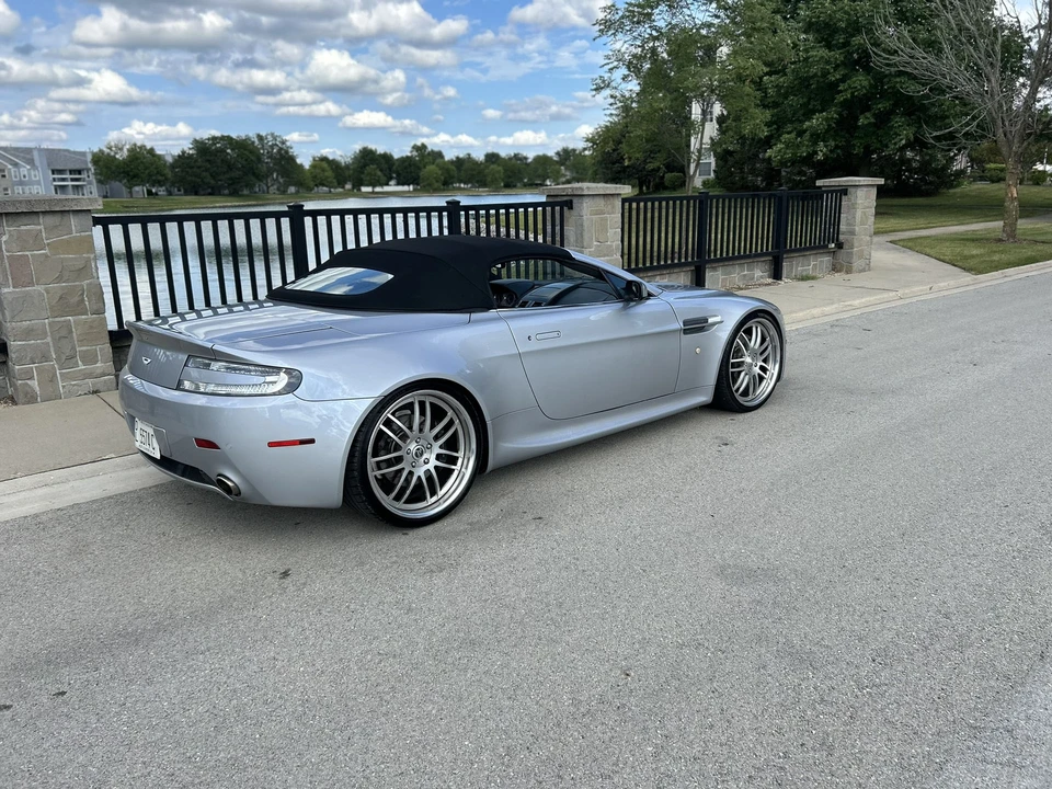 2007 Aston Martin Vantage - Image 18 of 31