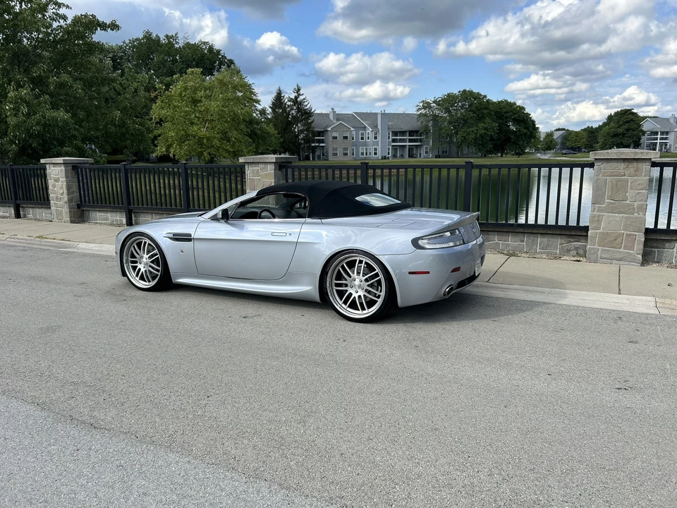 2007 Aston Martin Vantage - Image 25 of 31