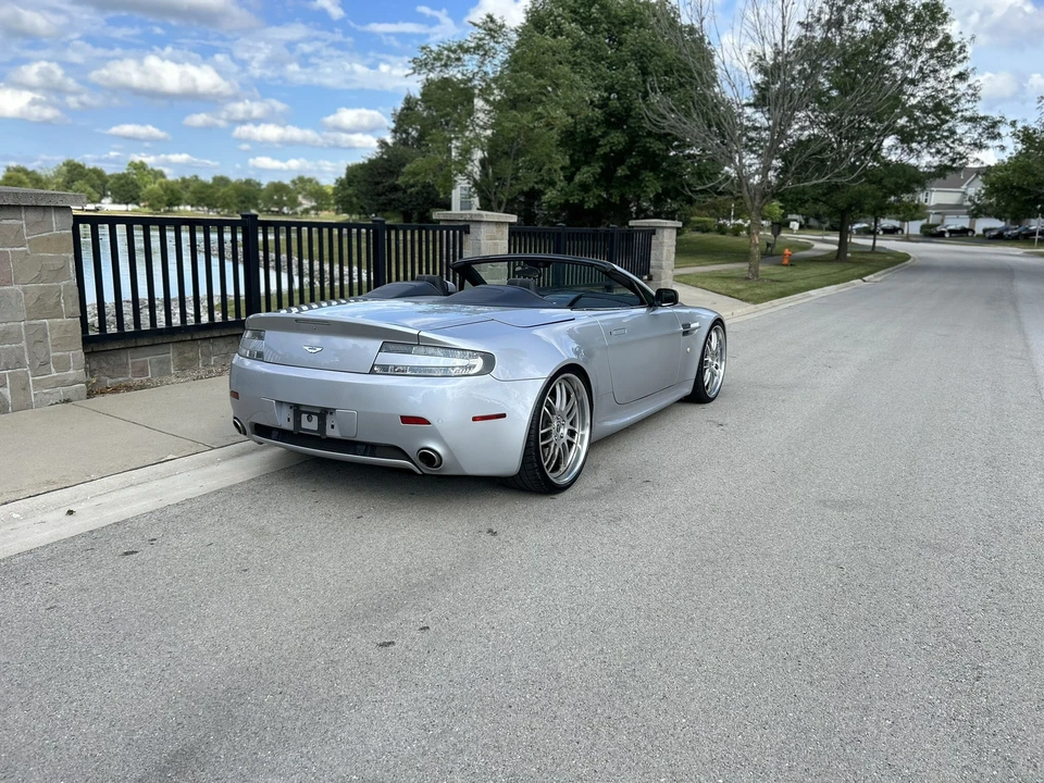 2007 Aston Martin Vantage - Image 10 of 31