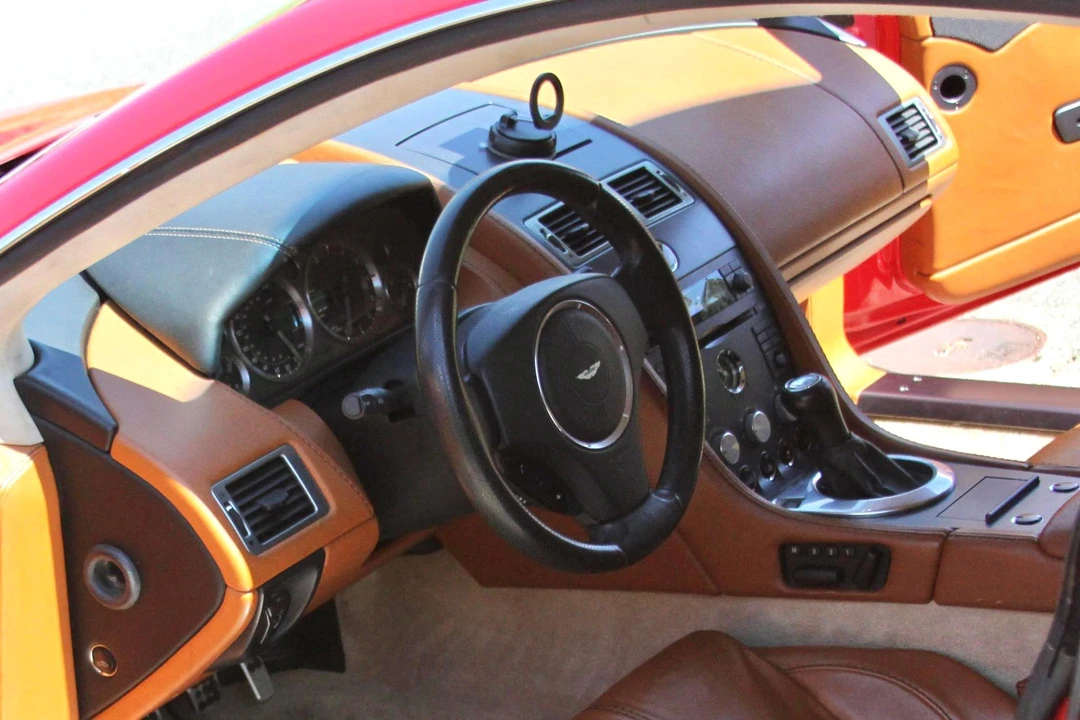 2007 Aston Martin V8 Vantage (2006-2017) - Image 16 of 31