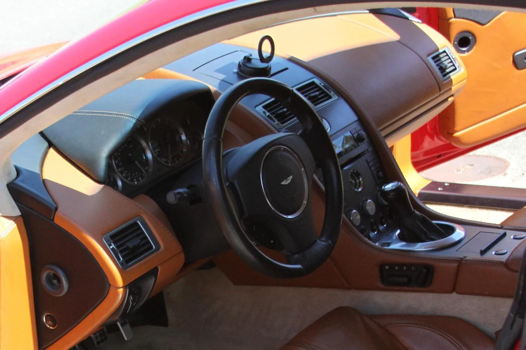 2007 Aston Martin V8 Vantage (2006-2017) - Image 12 of 31