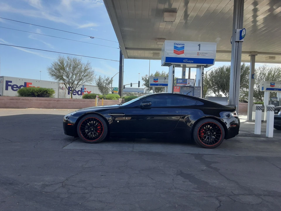 2007 Aston Martin V8 Vantage (2006-2017) - Image 11 of 31