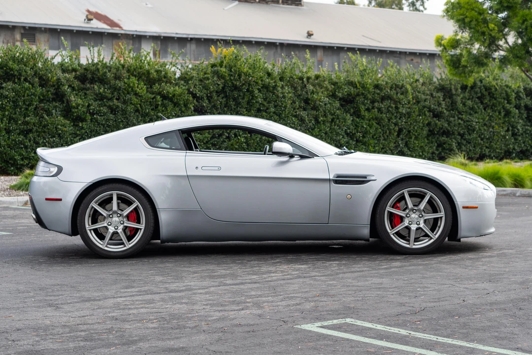 2007 Aston Martin V8 Vantage (2006-2017) - Image 9 of 31