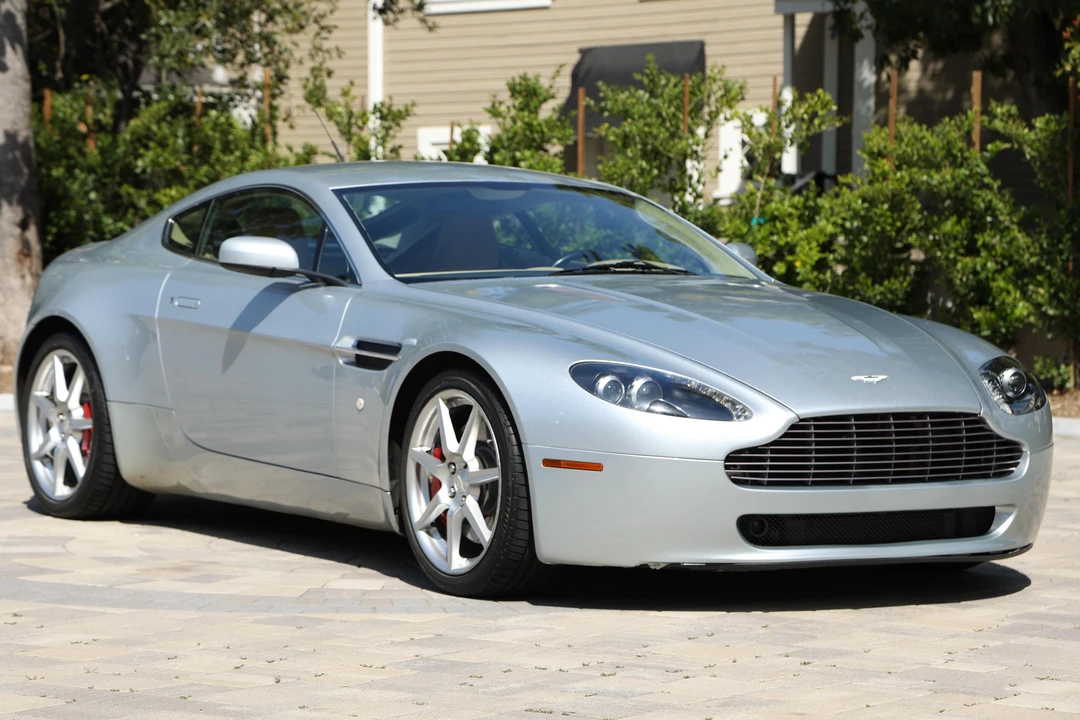 2007 Aston Martin V8 Vantage (2006-2017) - Image 6 of 6