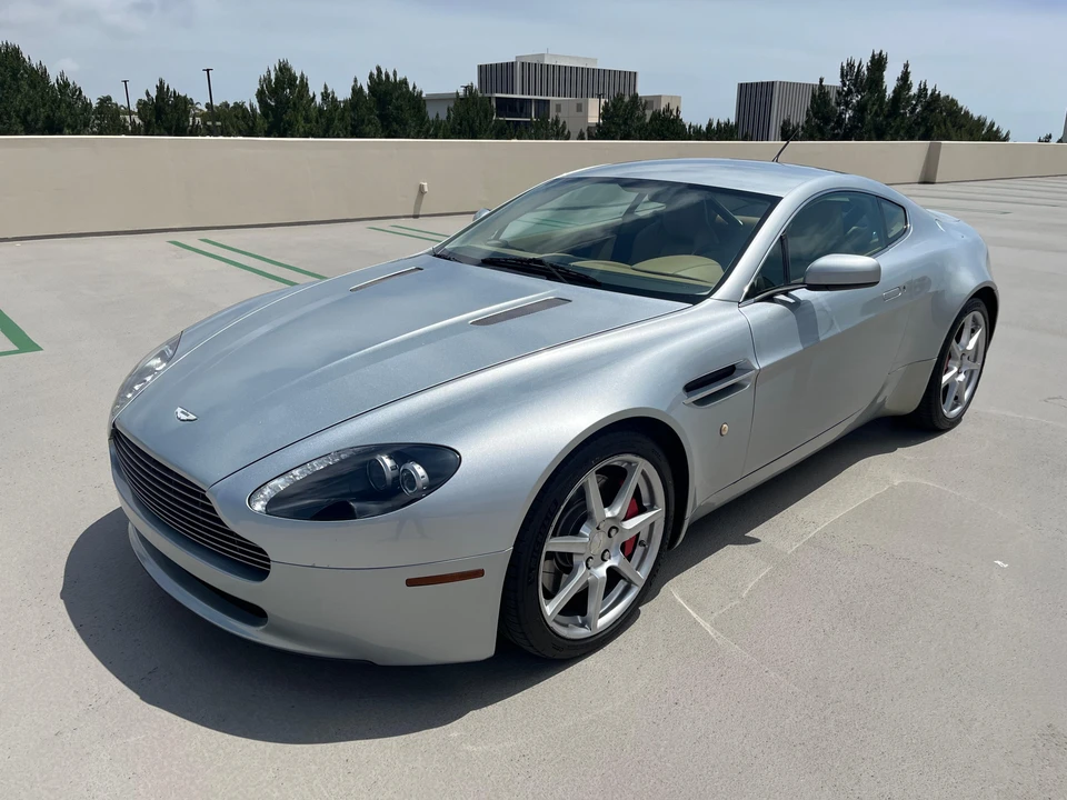 2007 Aston Martin V8 Vantage (2006-2017) - Image 8 of 31