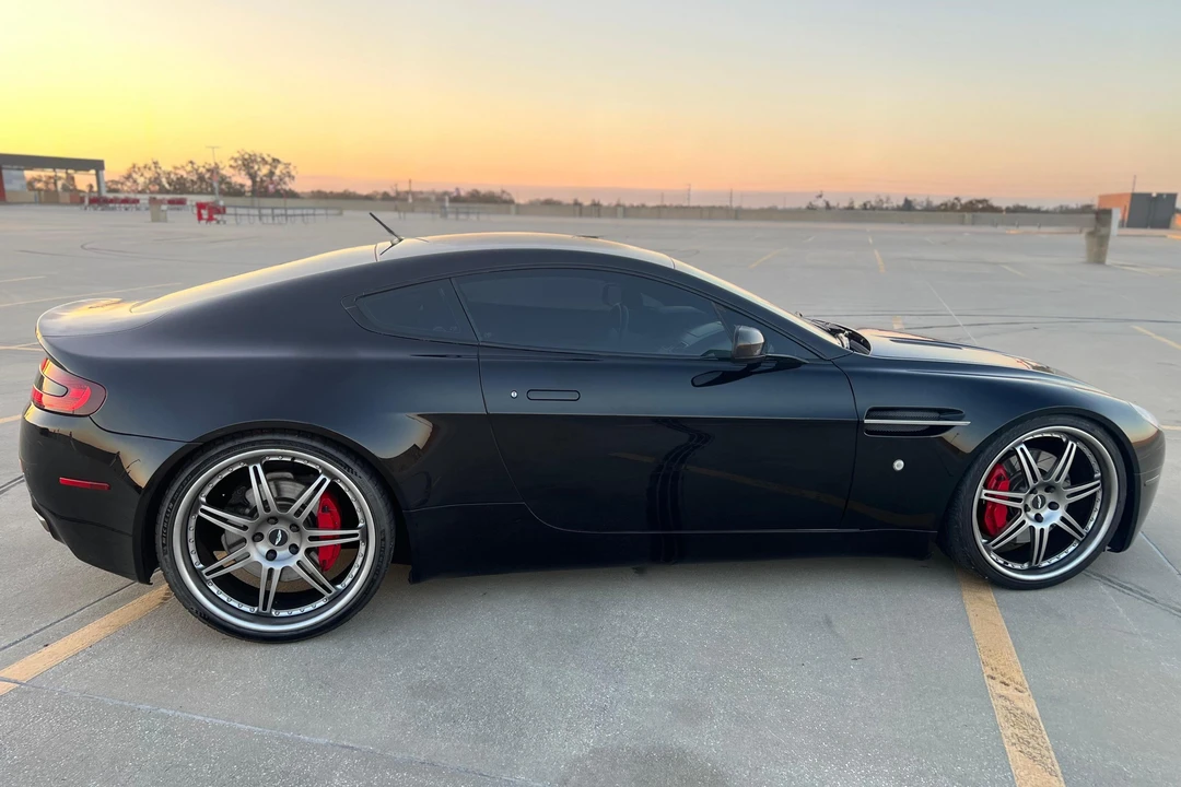 2007 Aston Martin V8 Vantage (2006-2017) - Image 3 of 31