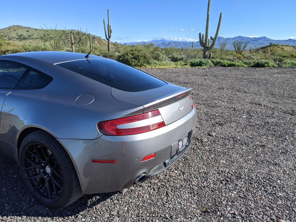 2007 Aston Martin V8 Vantage (2006-2017) - Image 9 of 21