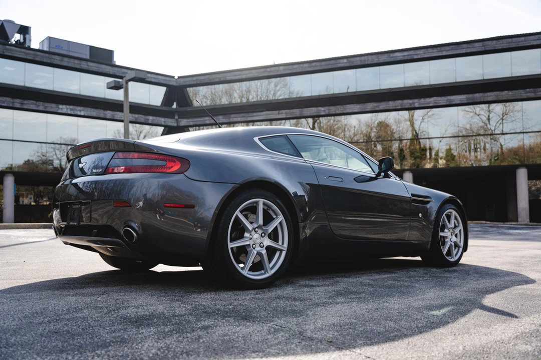 2007 Aston Martin V8 Vantage (2006-2017) - Image 17 of 31