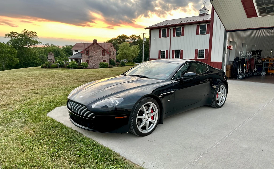 2007 Aston Martin V8 Vantage (2006-2017) - Image 9 of 31