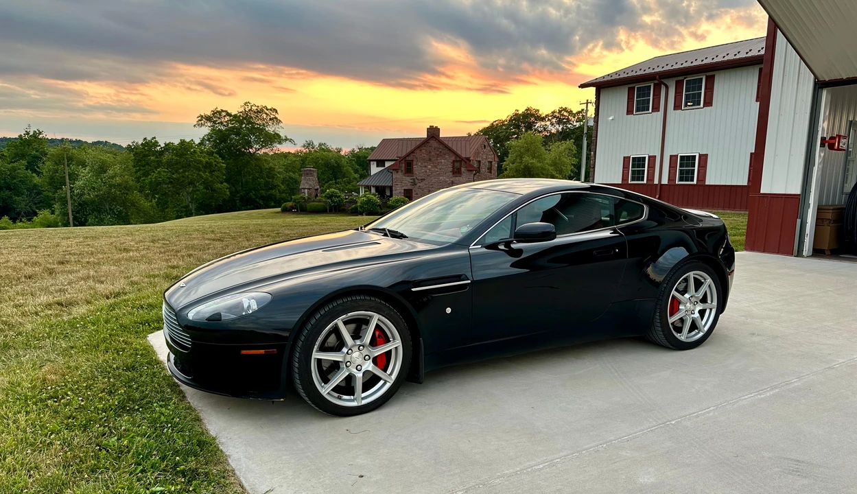2007 Aston Martin V8 Vantage (2006-2017) - Image 10 of 31