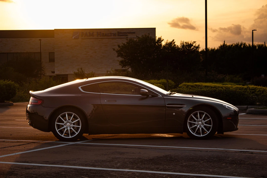 2007 Aston Martin V8 Vantage (2006-2017) - Image 10 of 31
