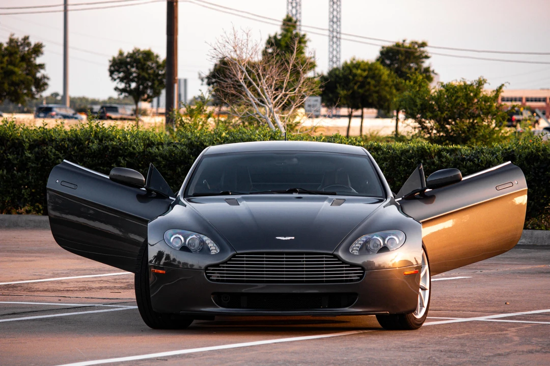 2007 Aston Martin V8 Vantage (2006-2017) - Image 12 of 31
