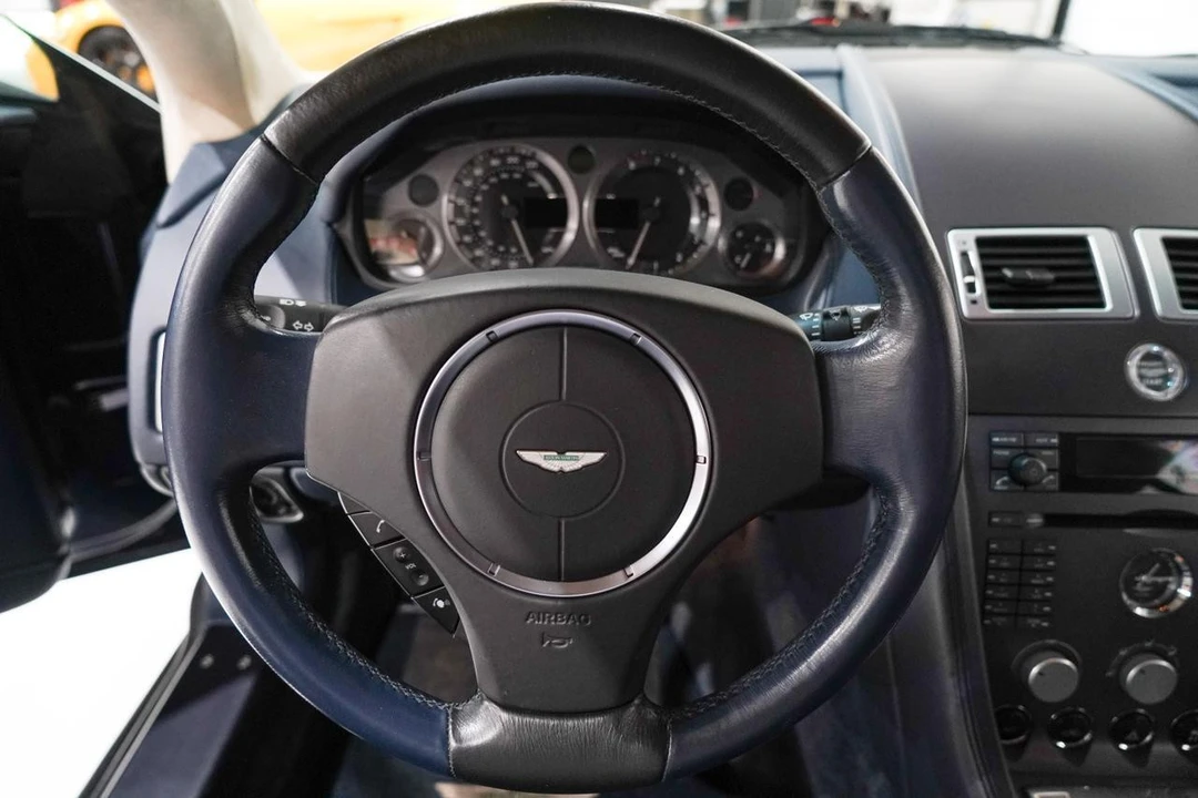 2007 Aston Martin V8 Vantage (2006-2017) - Image 9 of 21