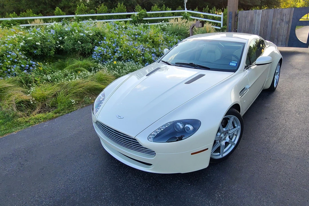2007 Aston Martin V8 Vantage (2006-2017) - Image 17 of 31