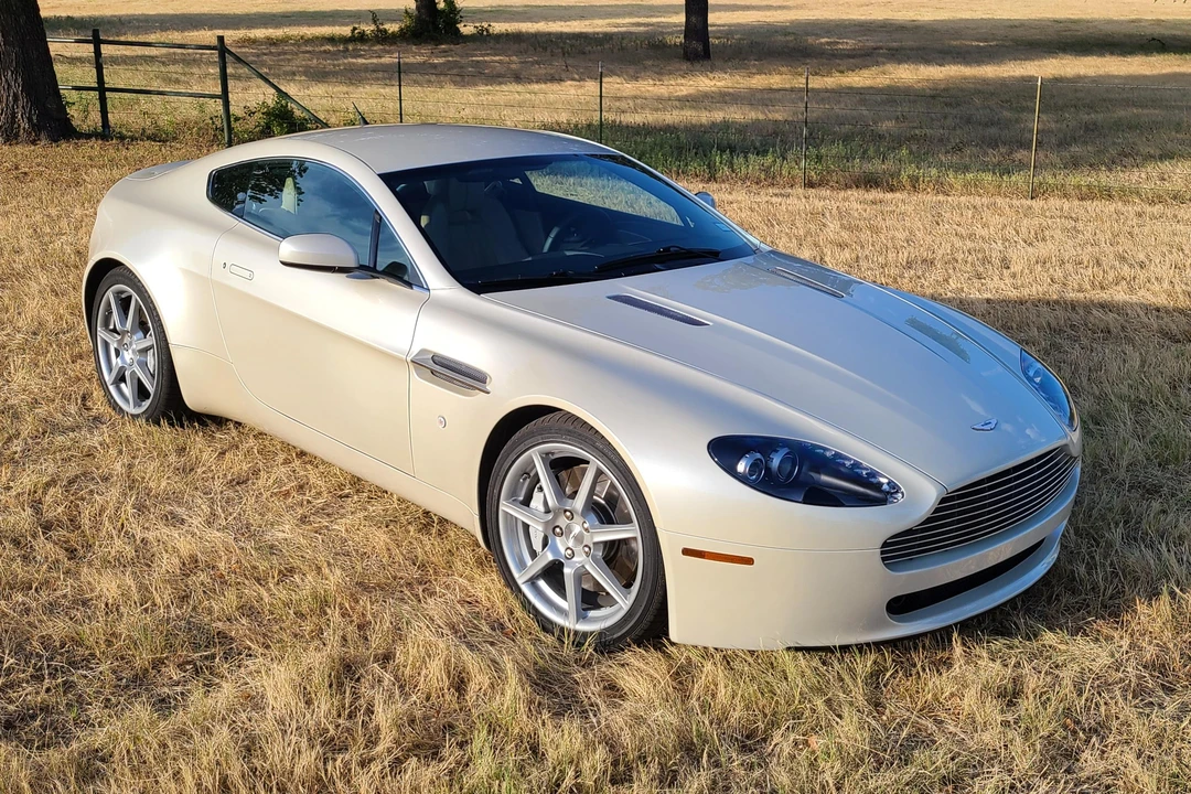 2007 Aston Martin V8 Vantage (2006-2017) - Image 13 of 31