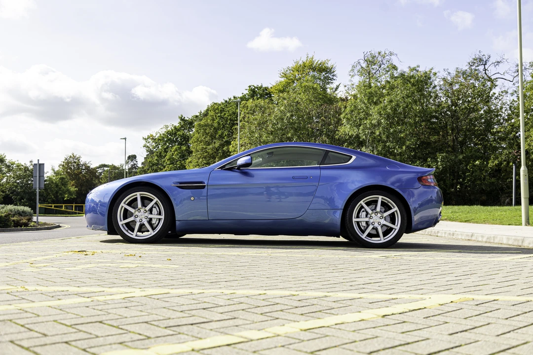 2007 Aston Martin V8 Vantage (2006-2017) - Image 9 of 31