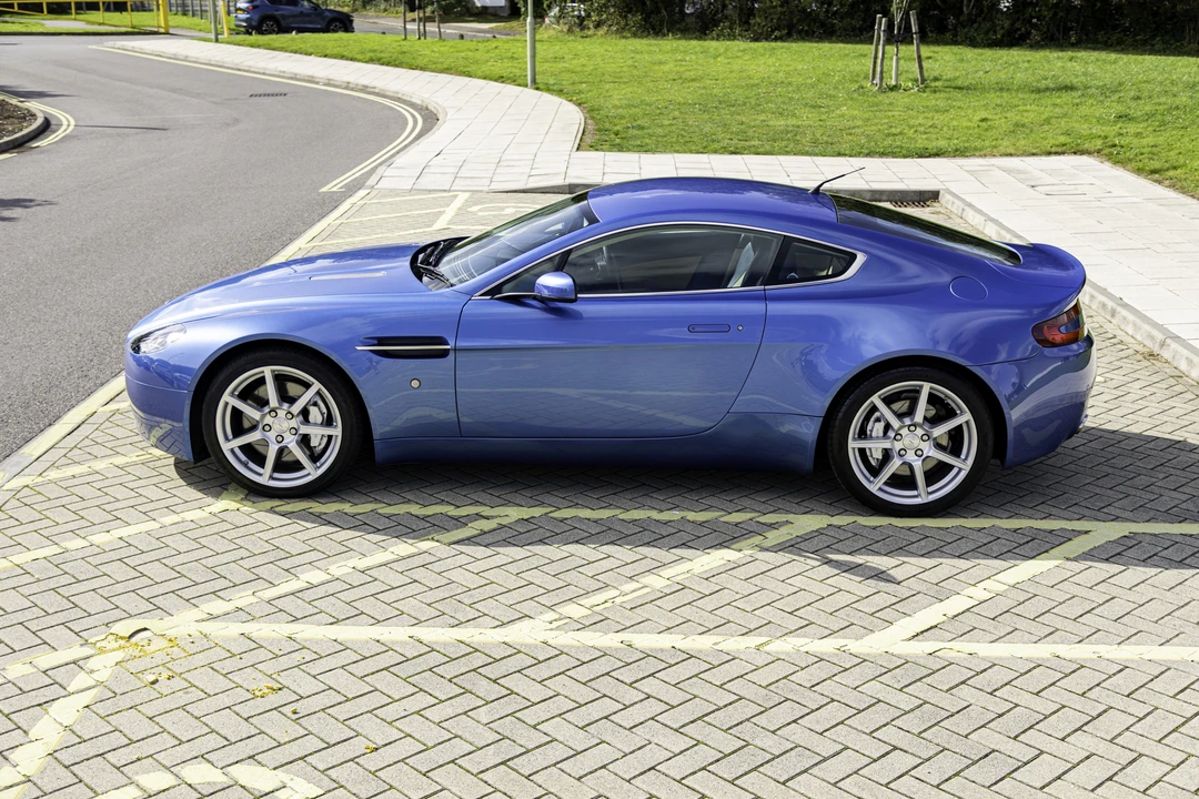 2007 Aston Martin V8 Vantage (2006-2017) - Image 17 of 31