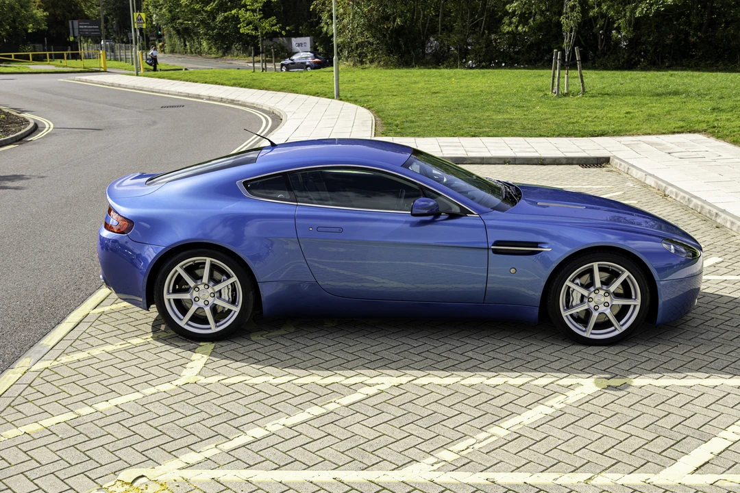 2007 Aston Martin V8 Vantage (2006-2017) - Image 13 of 31