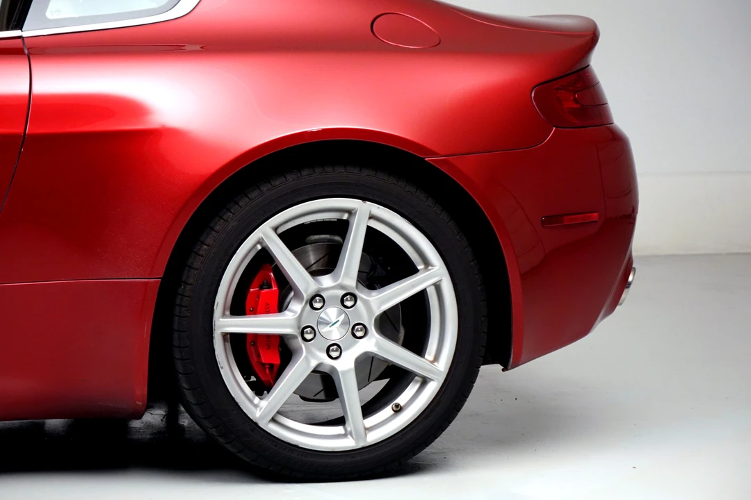 2007 Aston Martin V8 Vantage (2006-2017) - Image 29 of 31
