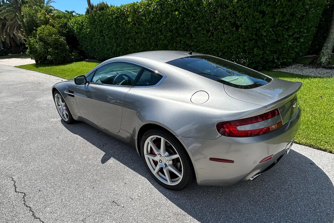 2007 Aston Martin V8 Vantage (2006-2017) - Image 13 of 31